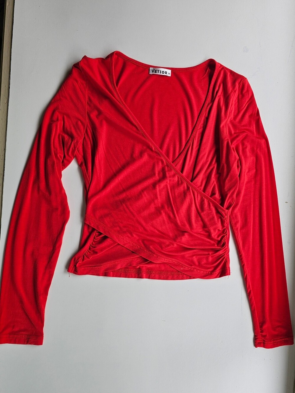 VETIOR Deep V Neck Long Sleeve Faux Wrap Crop Top - Women's Size Medium - Picture 3 of 10